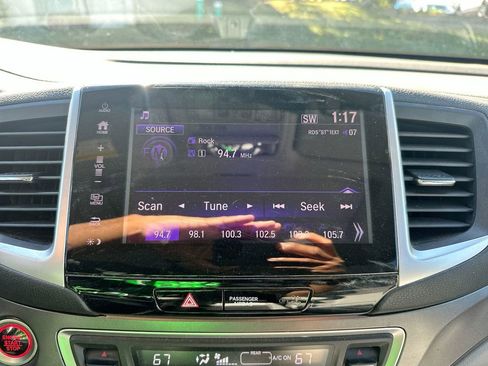 Used 2018 Honda Pilot EX-L image 16