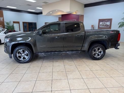 Used 2018 Chevrolet Colorado Z71 AWD/4WD image 4