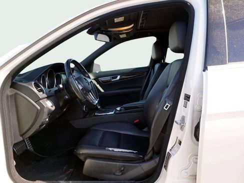 Used 2014 Mercedes-Benz C 250 Sedan image 11