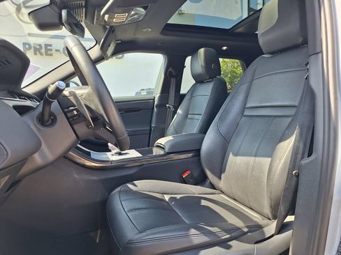 Used 2024 Land Rover Range Rover Evoque S AWD/4WD image 21