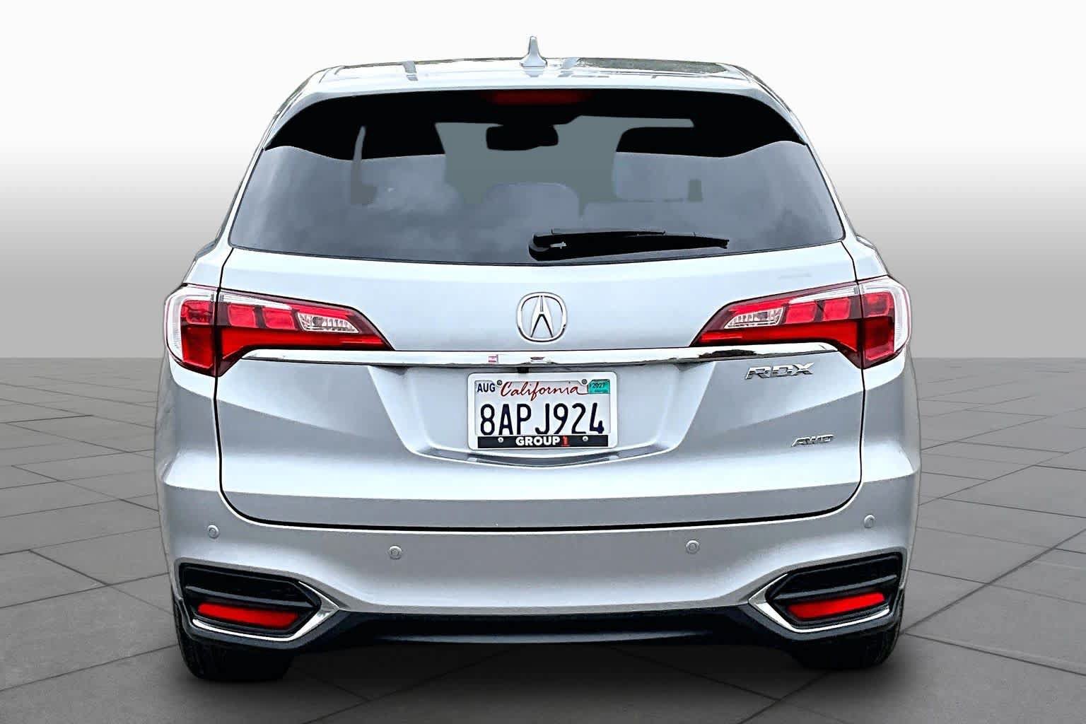 Used 2017 Acura RDX w/ Advance Package AWD/4WD image 4
