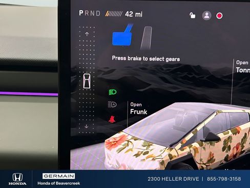 Used 2024 Tesla Cybertruck AWD Crew Cab image 19