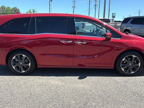 Used 2022 Honda Odyssey Elite image 4