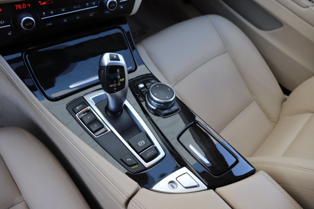 Used 2015 BMW 528i Sedan RWD image 56