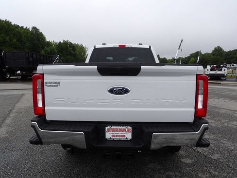 Used 2025 Ford F250 XLT w/ FX4 Off-Road Package AWD/4WD image 6