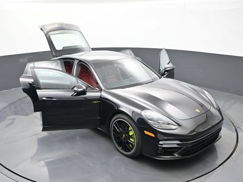 Certified 2021 Porsche Panamera Turbo S AWD/4WD image 33