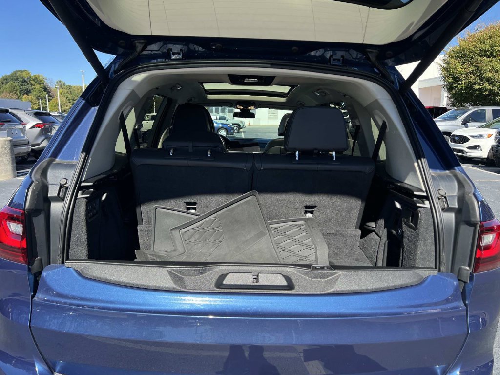Used 2019 BMW X7 xDrive40i w/ Premium Package AWD/4WD image 11