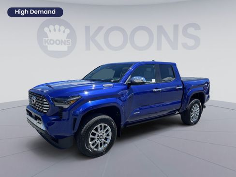 Used 2025 Toyota Tacoma Limited AWD/4WD image 1