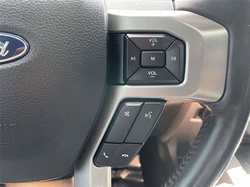 Certified 2019 Ford F350 Platinum w/ Platinum Ultimate Package image 18