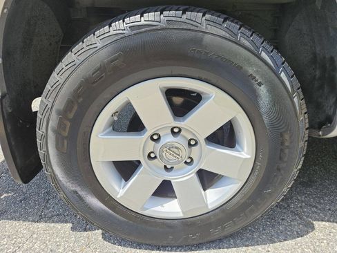 Used 2009 Nissan Titan XE w/ XE Max Utility Pkg RWD image 25