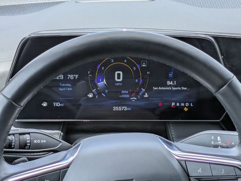 Used 2025 Chevrolet Equinox LT w/ Convenience Package II image 20