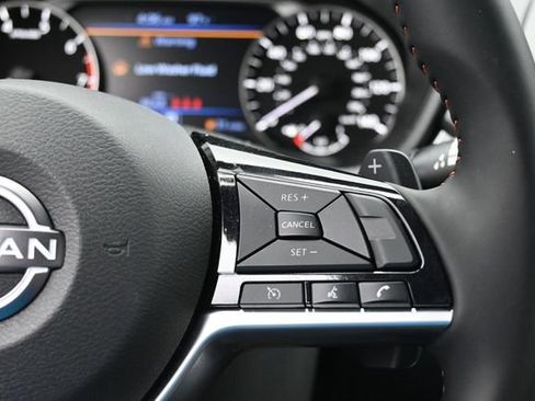 Used 2025 Nissan Altima 2.5 SR AWD/4WD image 19