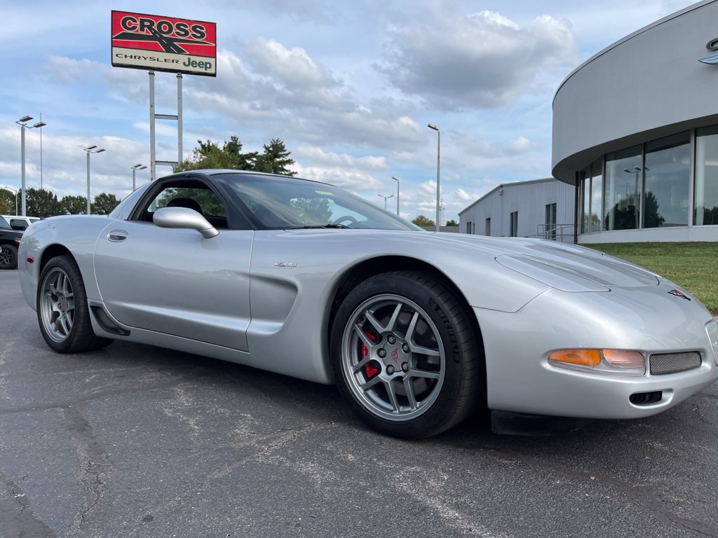 Used 2001 Chevrolet Corvette Z06 w/ Memory Pkg RWD image 34