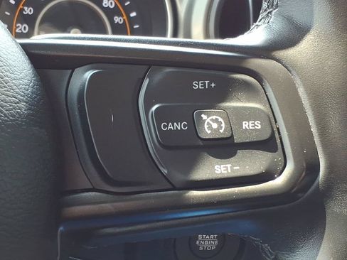 Used 2022 Jeep Wrangler Sport AWD/4WD image 23