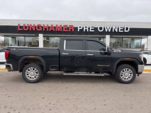 Used 2021 GMC Sierra 2500 SLT w/ SLT Premium Package image 4