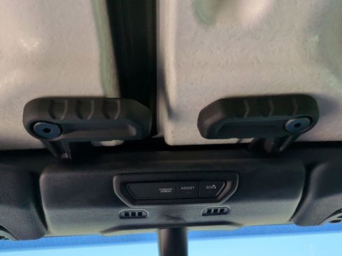 Used 2021 Jeep Wrangler Unlimited Sahara 4xe image 23