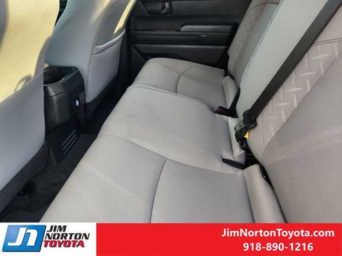 Used 2025 Toyota Tacoma SR5 AWD/4WD image 30