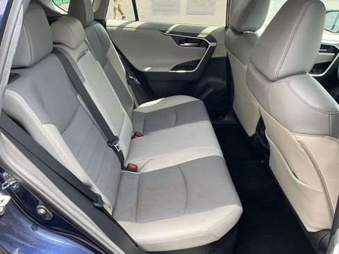 Used 2021 Toyota RAV4 Limited AWD/4WD image 20