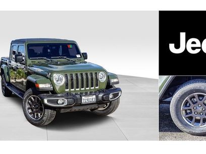 Certified 2022 Jeep Gladiator Overland w/ Trailer Tow Package