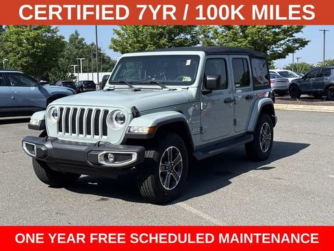 Used 2023 Jeep Wrangler Unlimited Sahara AWD/4WD image 5