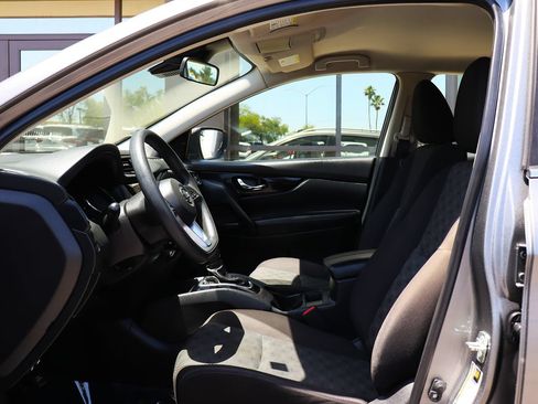 Used 2019 Nissan Rogue Sport SV FWD image 37
