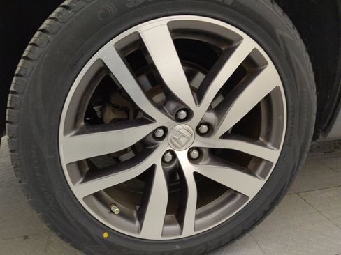 Used 2017 Honda Pilot Touring image 31