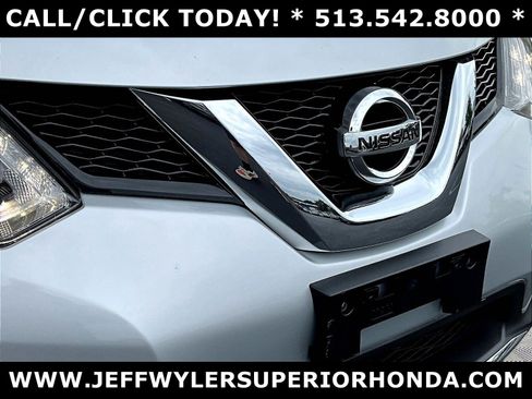 Used 2016 Nissan Rogue S AWD/4WD image 29