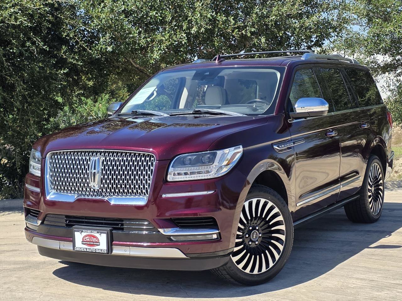 Used 2020 Lincoln Navigator Black Label w/ Cargo Convenience Package AWD/4WD image 1