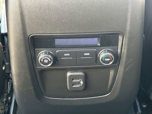 Used 2023 Buick Enclave Essence w/ Experience Buick Package AWD/4WD image 21
