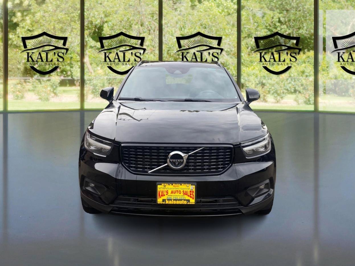 Used 2021 Volvo XC40 T5 R-Design AWD/4WD image 2