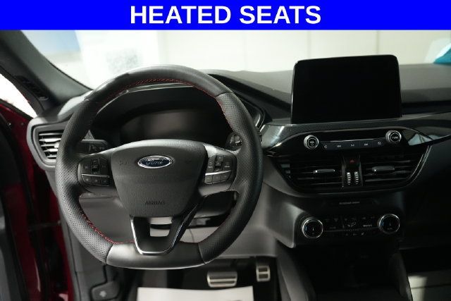Used 2023 Ford Escape ST-Line AWD/4WD image 2