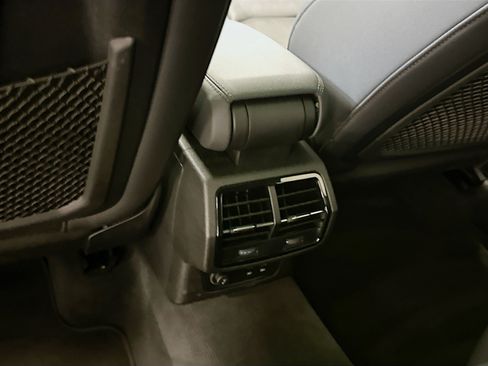 Used 2025 Audi Q3 2.0T Premium AWD/4WD image 28
