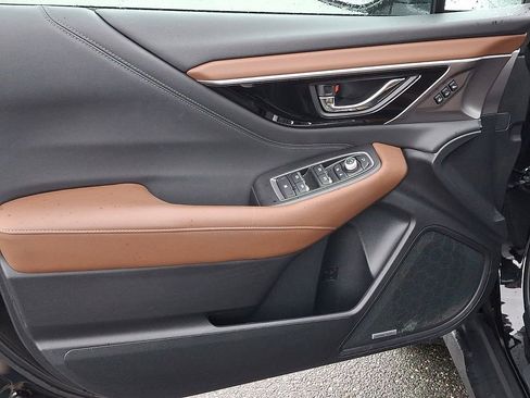 Used 2023 Subaru Outback Touring XT AWD/4WD image 15