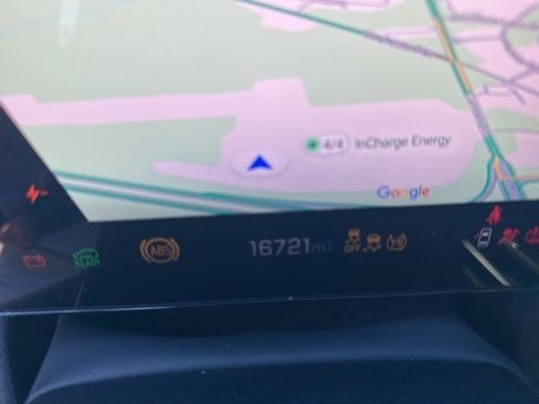 Used 2025 Chevrolet Equinox EV RS image 11