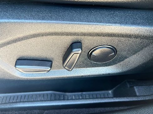 Used 2021 Ford Edge Titanium AWD/4WD image 32