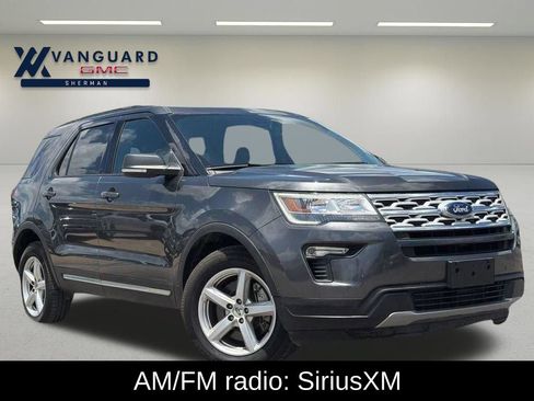 Used 2019 Ford Explorer XLT w/ Equipment Group 202A FWD image 1