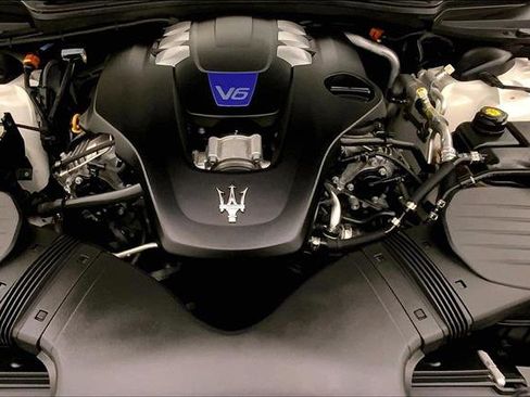 Used 2021 Maserati Ghibli S GranSport Q4 image 9