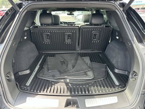 Certified 2024 Cadillac XT5 Premium Luxury AWD/4WD image 9