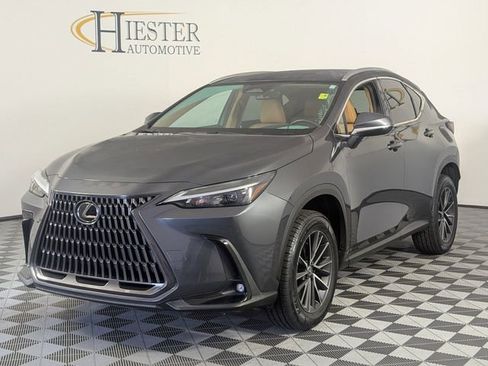 Used 2024 Lexus NX 250 FWD w/ Towing Package (2000 Lbs) image 4
