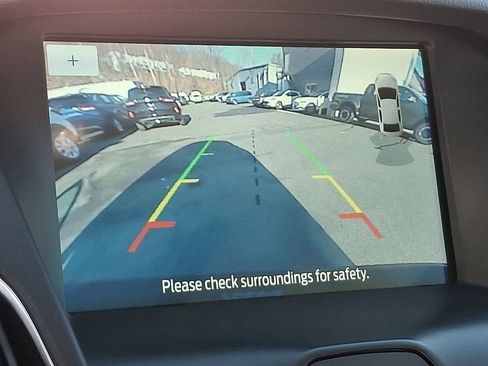 Used 2018 Ford Focus SEL w/ Cold Weather Package image 18