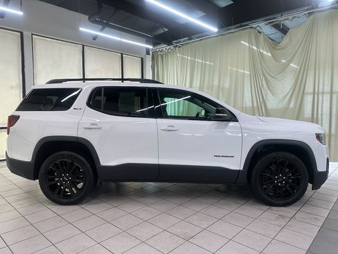 Used 2023 GMC Acadia SLT w/ Elevation Edition AWD/4WD image 2