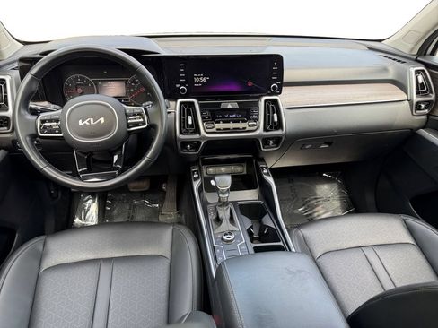 Certified 2023 Kia Sorento S w/ Panoramic Sunroof Package AWD/4WD image 14