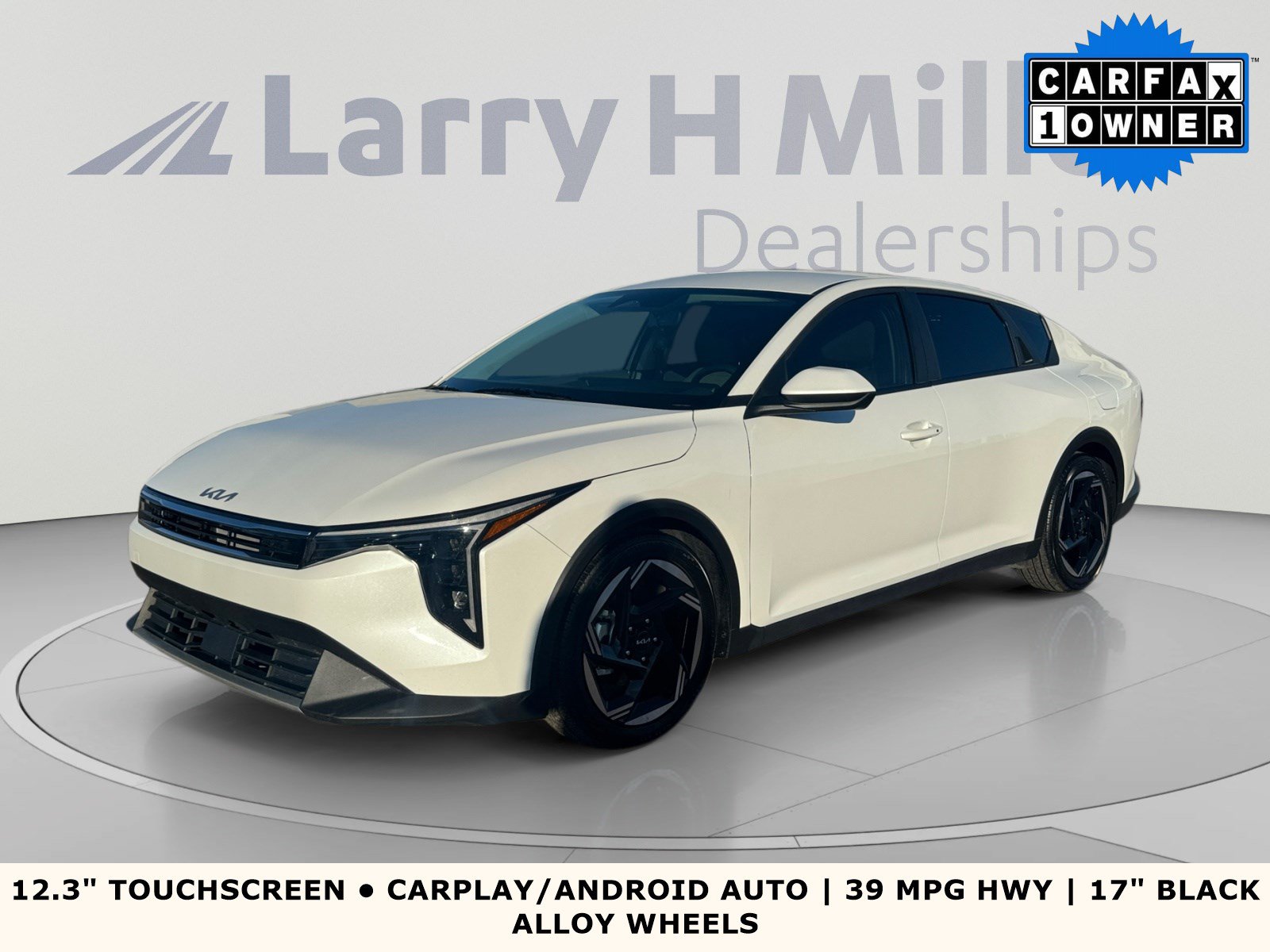 Used 2025 Kia K4 EX FWD image 1