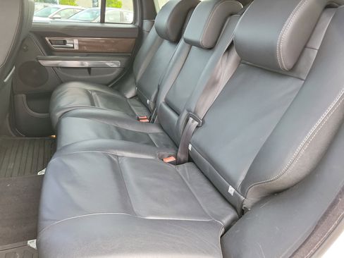 Used 2013 Land Rover Range Rover Sport HSE AWD/4WD image 7