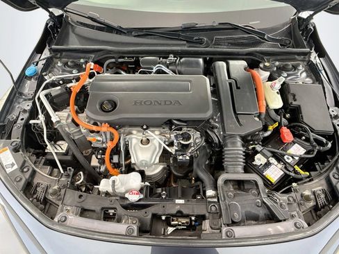Certified 2025 Honda Civic Sport Touring image 30