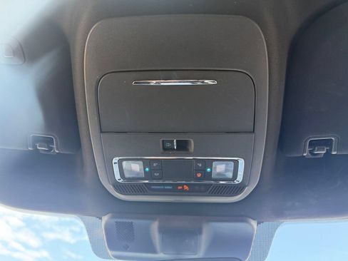 Used 2021 Ford F150 Lariat w/ Equipment Group 502A High AWD/4WD image 39