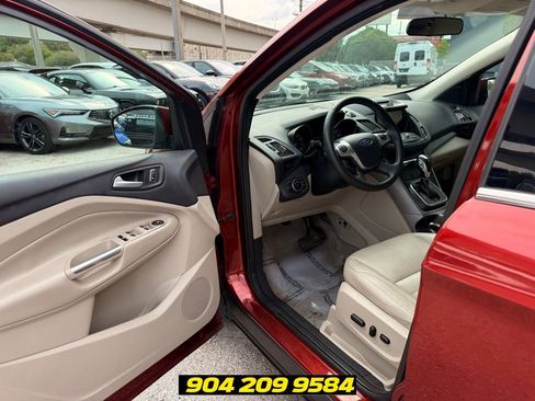 Used 2014 Ford Escape SE w/ Equipment Group 201A FWD image 21