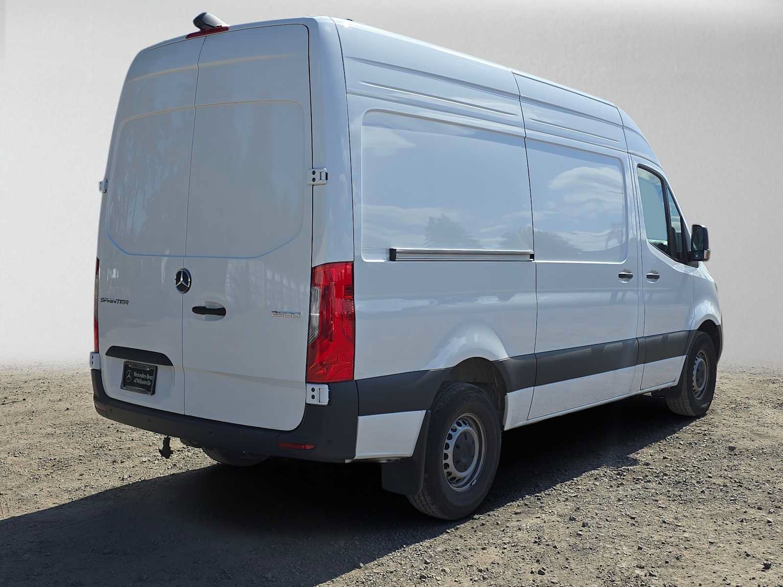 Used 2026 Mercedes-Benz Sprinter 2500 image 3