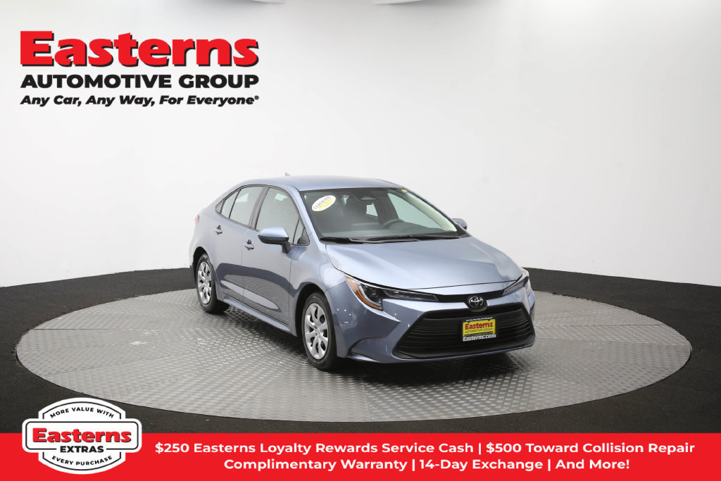 Used 2025 Toyota Corolla LE FWD image 51