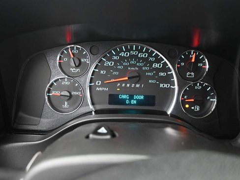New 2026 GMC Savana 3500 Extended RWD image 16